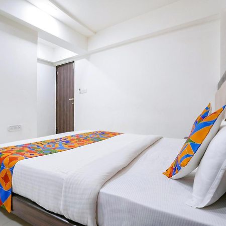 Fabhotel Kamran Residency Mumbai Exterior photo
