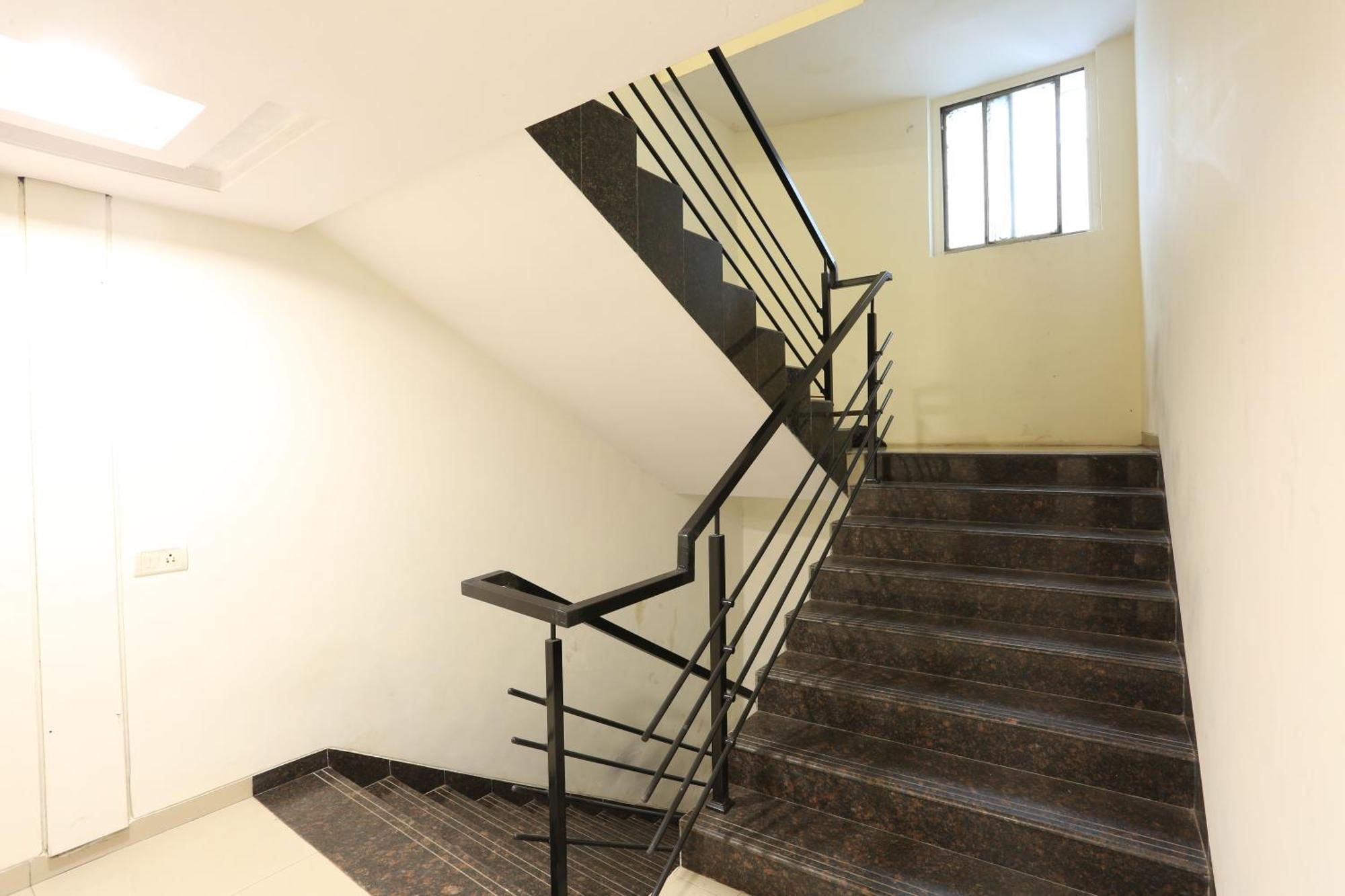 Fabhotel Kamran Residency Mumbai Exterior photo