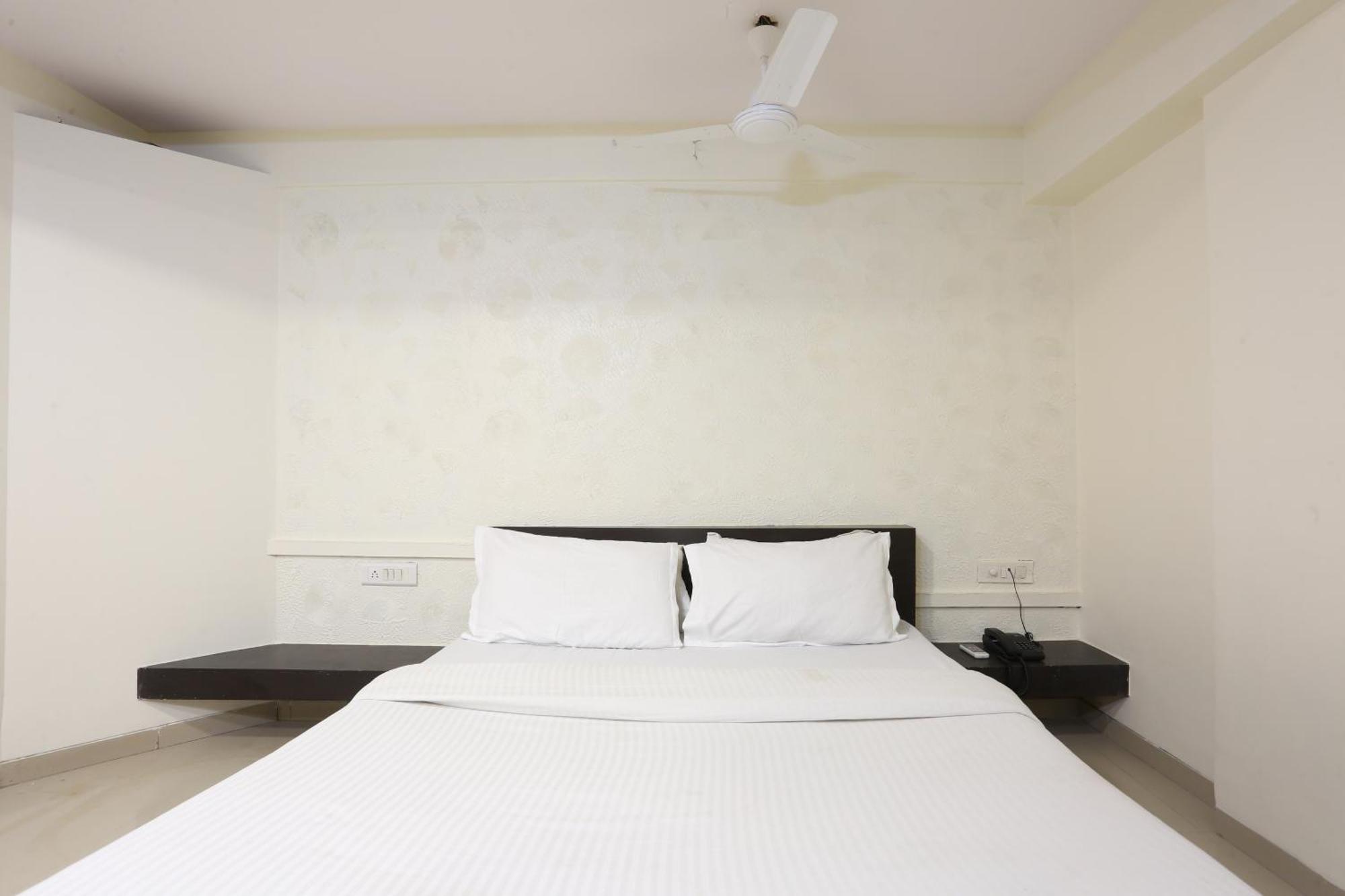 Fabhotel Kamran Residency Mumbai Exterior photo