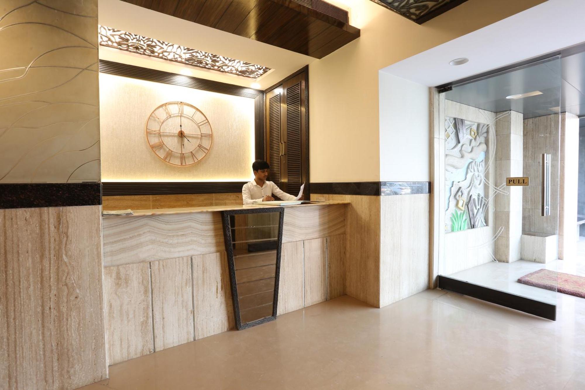 Fabhotel Kamran Residency Mumbai Exterior photo