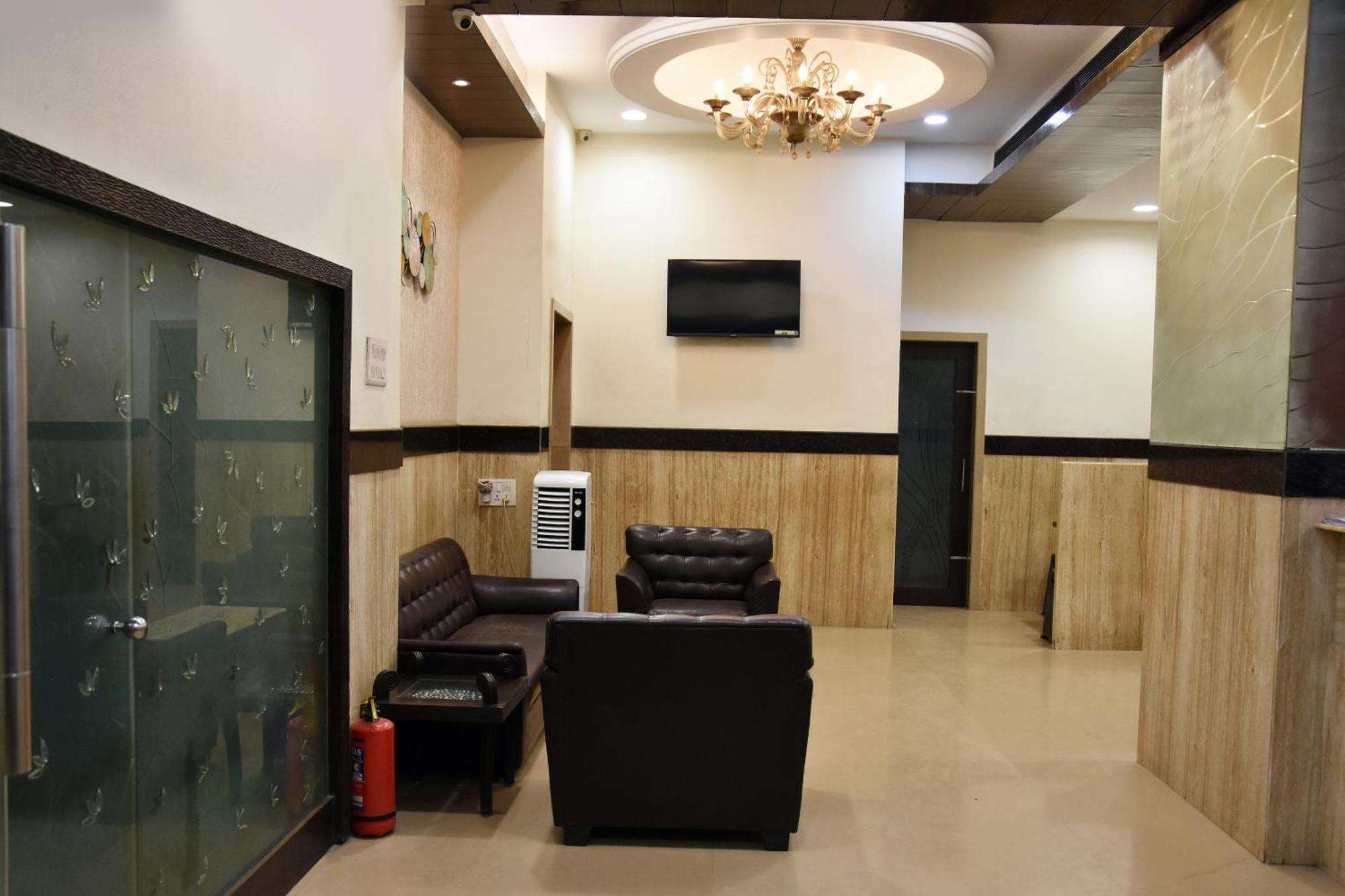 Fabhotel Kamran Residency Mumbai Exterior photo