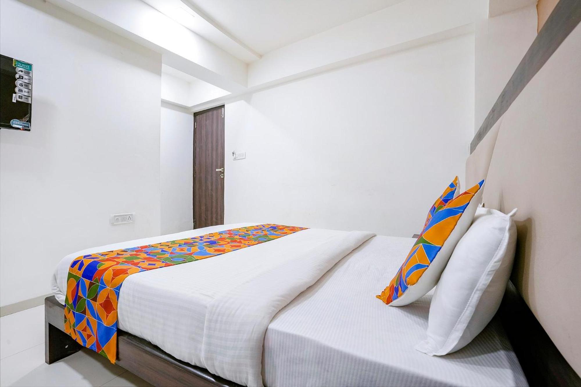 Fabhotel Kamran Residency Mumbai Exterior photo