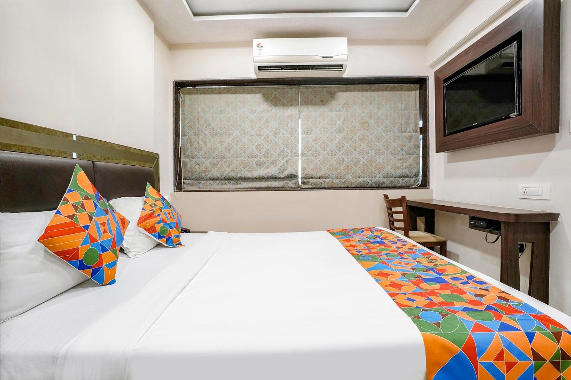 Fabhotel Kamran Residency Mumbai Exterior photo