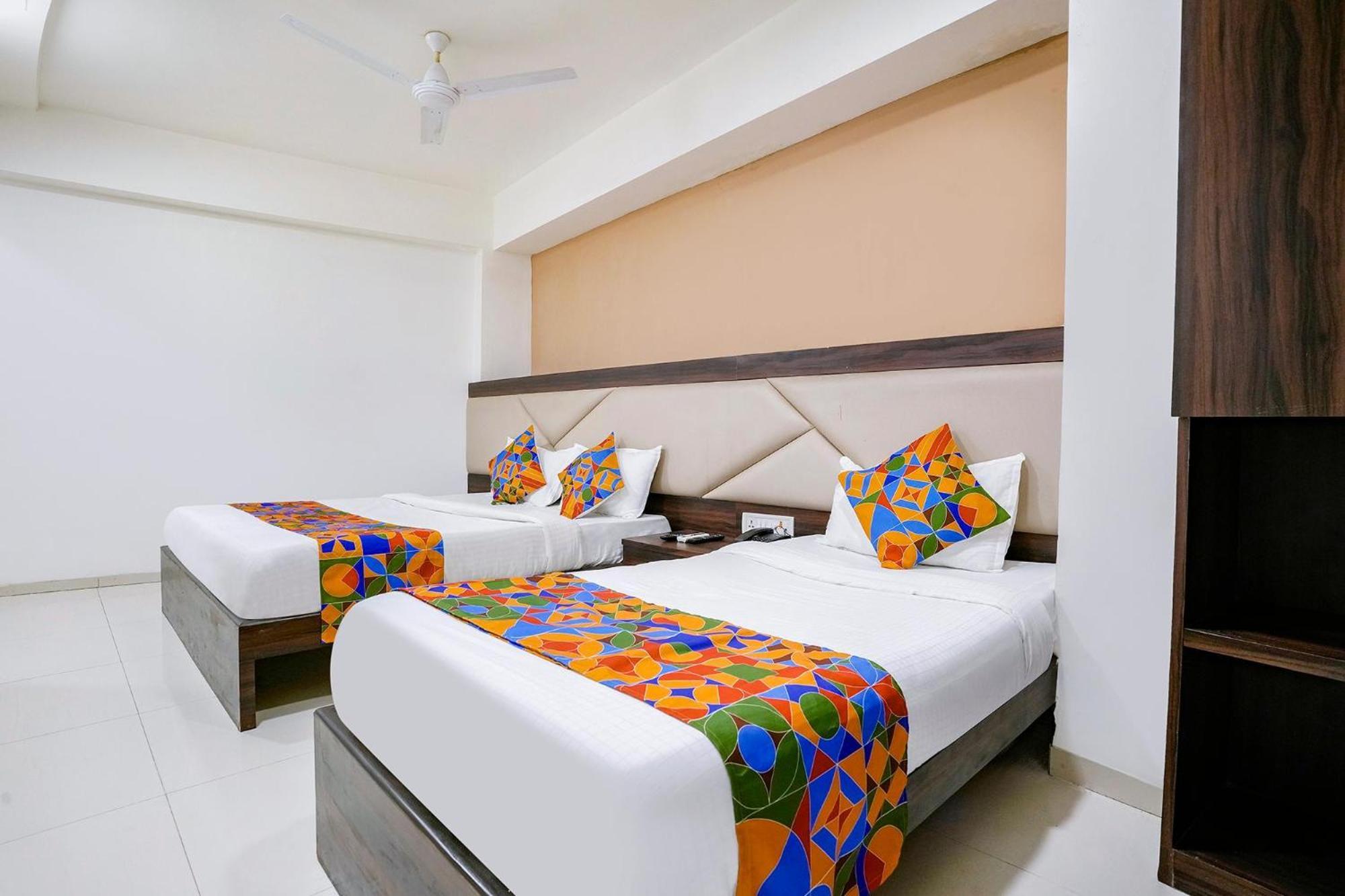 Fabhotel Kamran Residency Mumbai Exterior photo