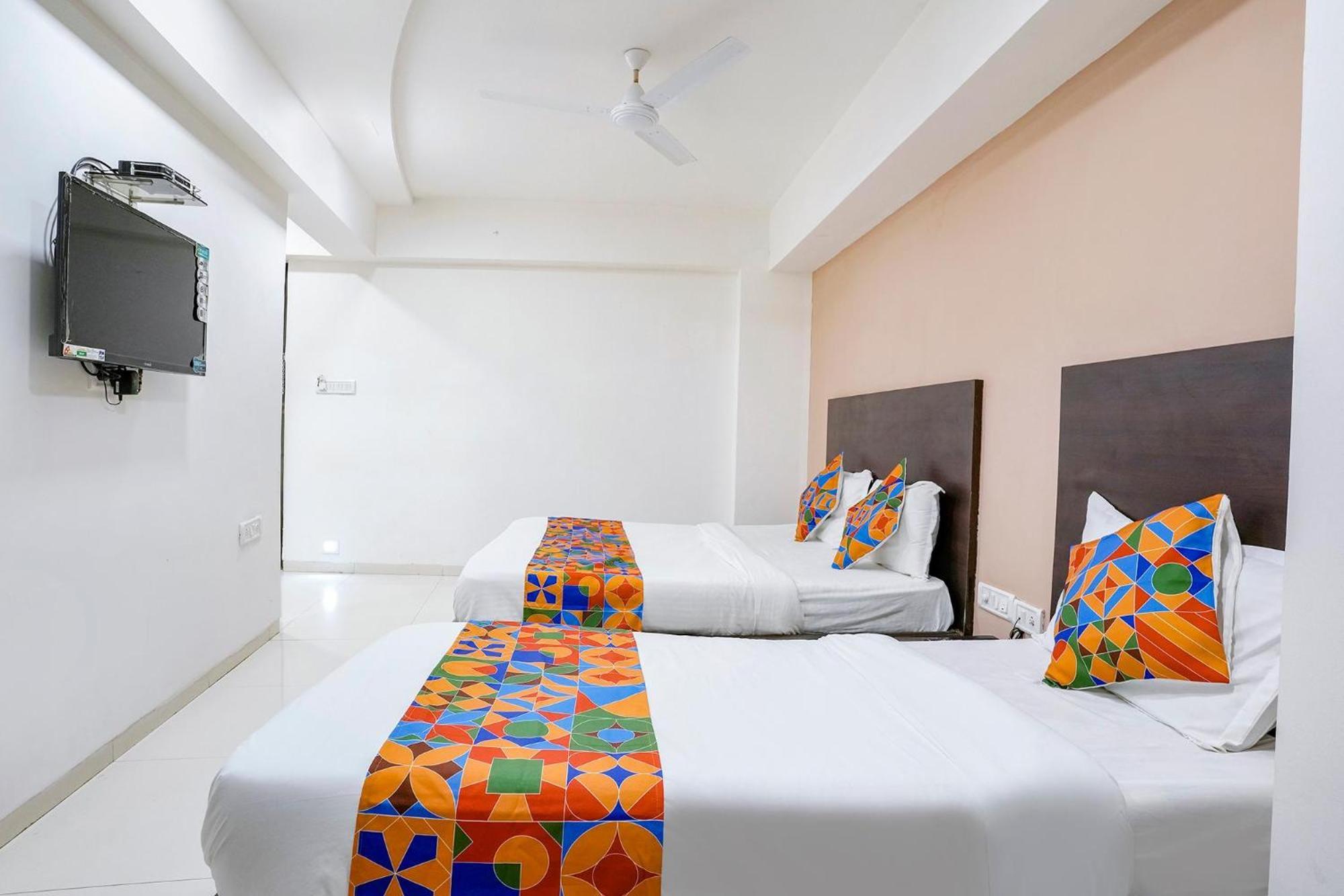 Fabhotel Kamran Residency Mumbai Exterior photo