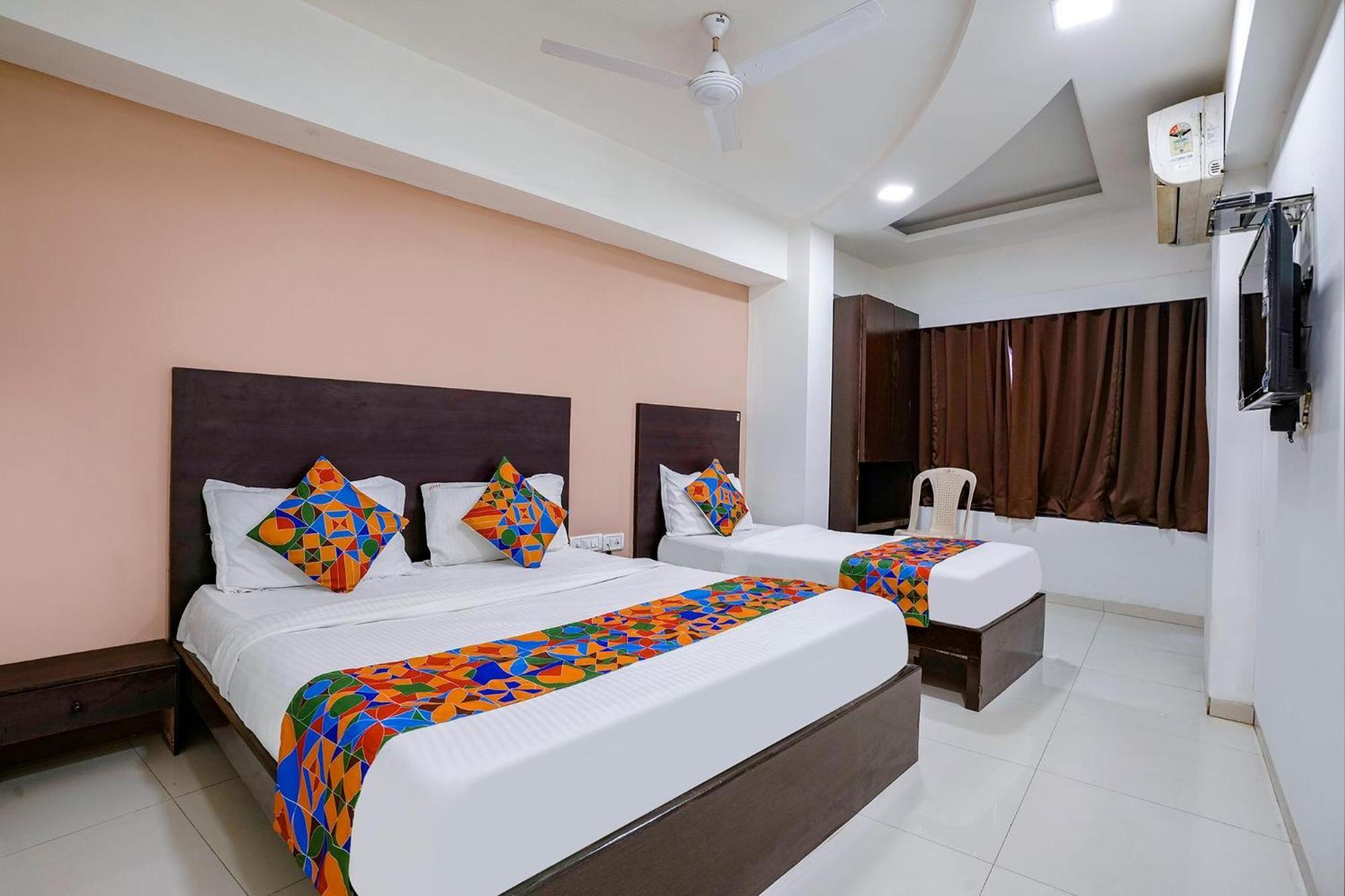 Fabhotel Kamran Residency Mumbai Exterior photo